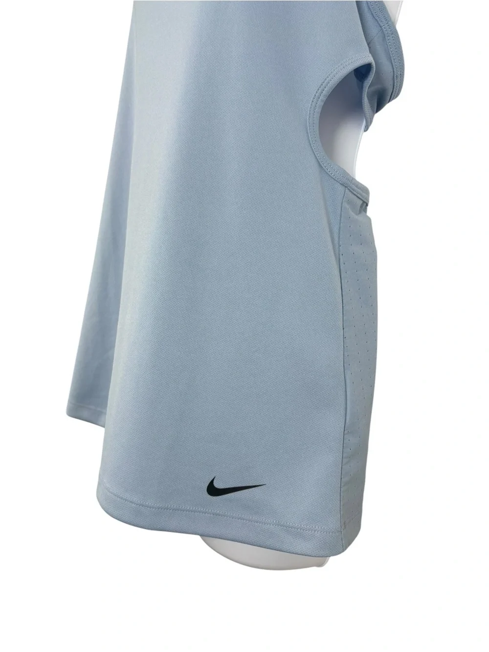 Nike Dri-FIT Light Blue Open Cut Out Back Training Tank Top Size Medium Gym Yoga